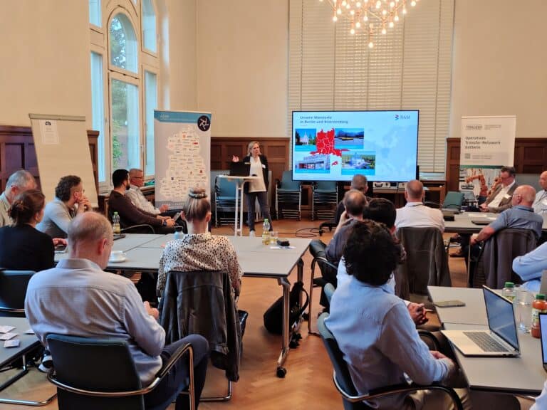 Teilnehmende des Workshops R-Strategien für Batterien am 16. September 2026 bei der BAM in Berlin